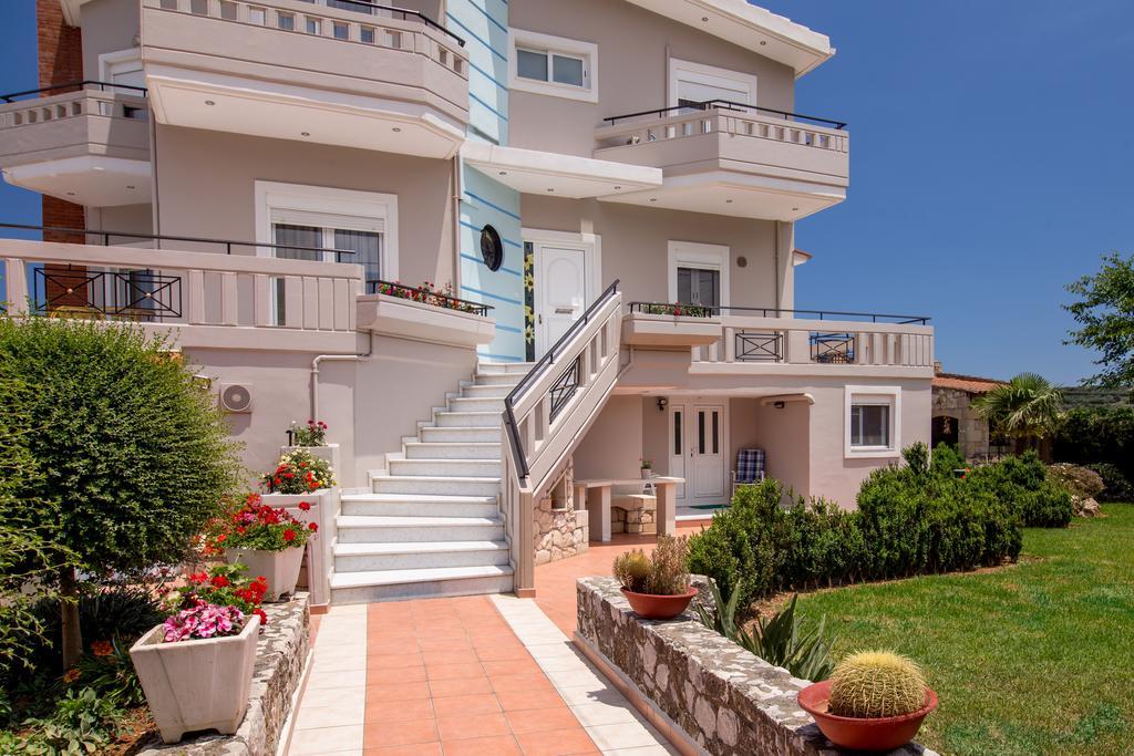 Villa Marianna Vryses Exterior photo